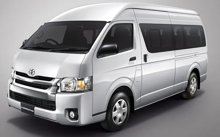 TOYOTA HIACE COMMUTER